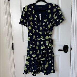 Banana Republic NWT Navy Wrap Dress with Green Floral Print
